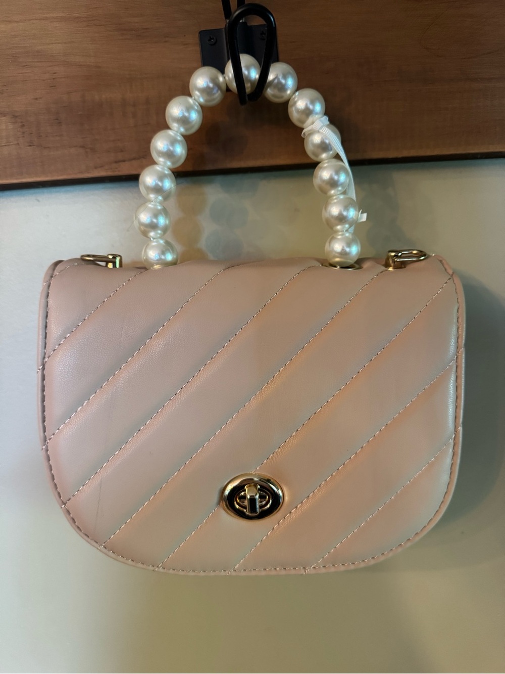 Pearl-Handle Quilted Crossbody Bag - Light Pink